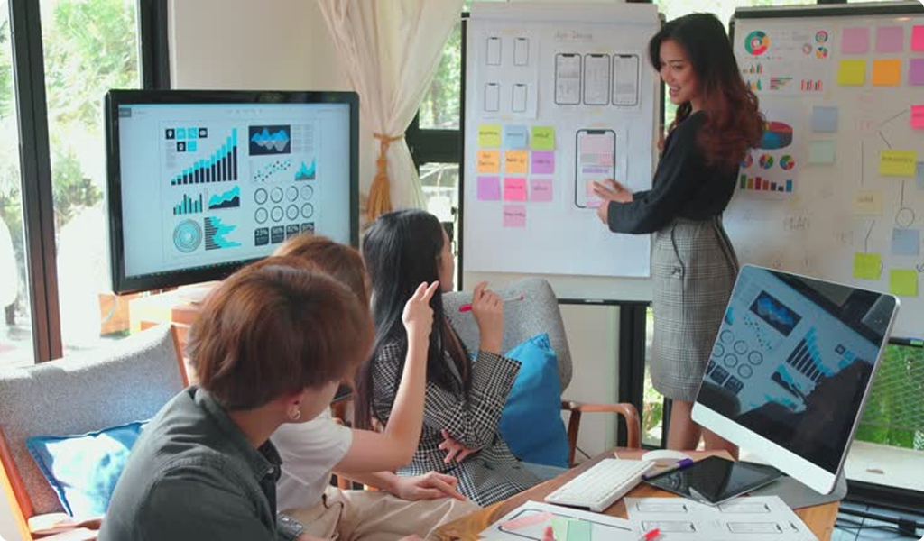 Custom Software Development vs. Off-the-Shelf Solutions: Which One Scales Better?